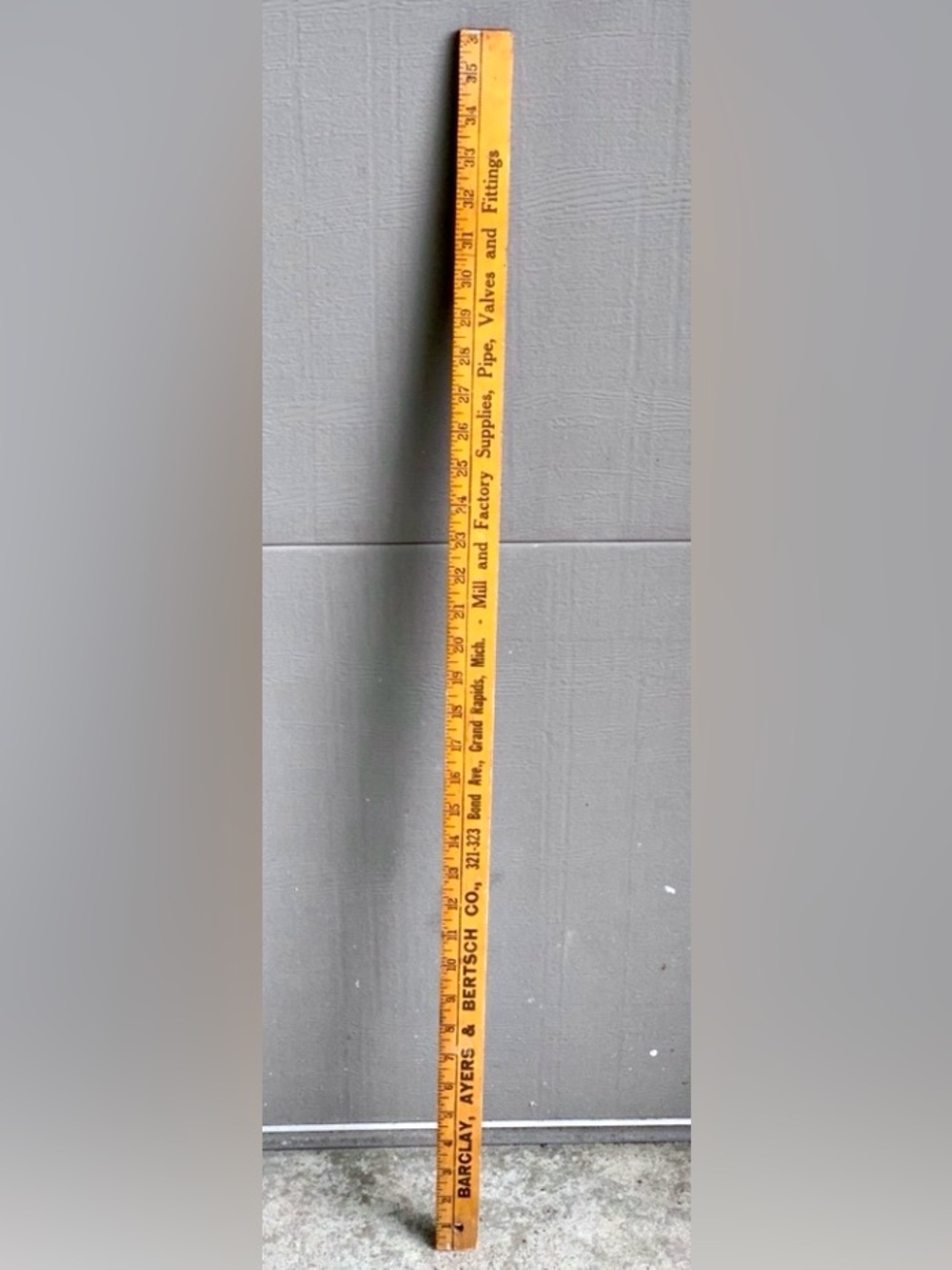 Vtg Grand Rapids Michigan Supply Company Advertisement Measuring Yard Stick